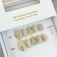 Hand-Tinted Dried Florals in a Glasshouse Press On Nails