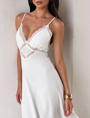 AISLYNN MAXI DRESS - WHITE