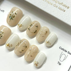 Japanese-Style Dried Flower Bouquet Press On Nails