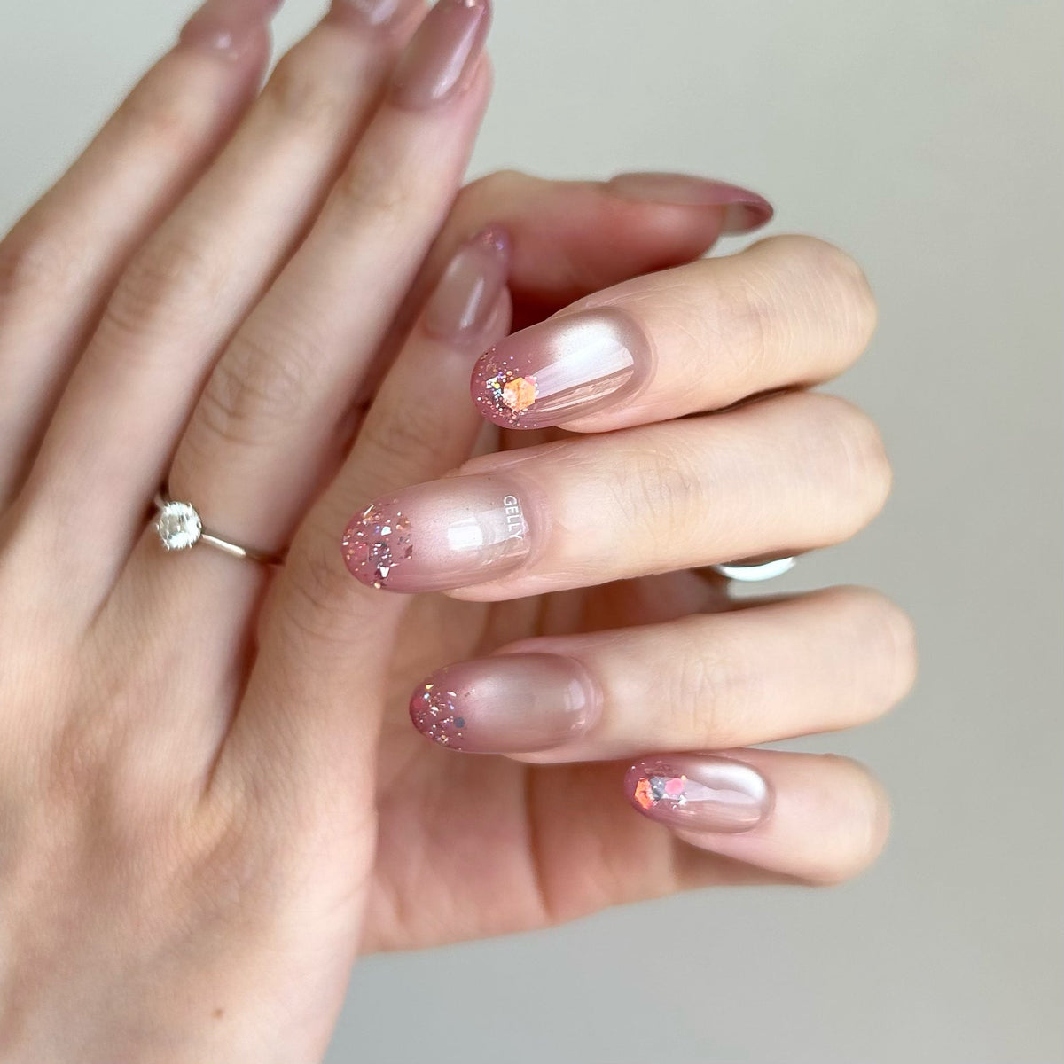 Blushing Peach Cat Eye Ombre Press On Nails