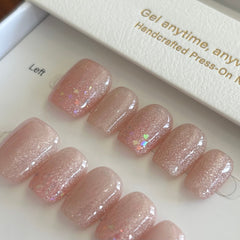 Peach Heart River, Shimmering Cat Eye Press On Nails