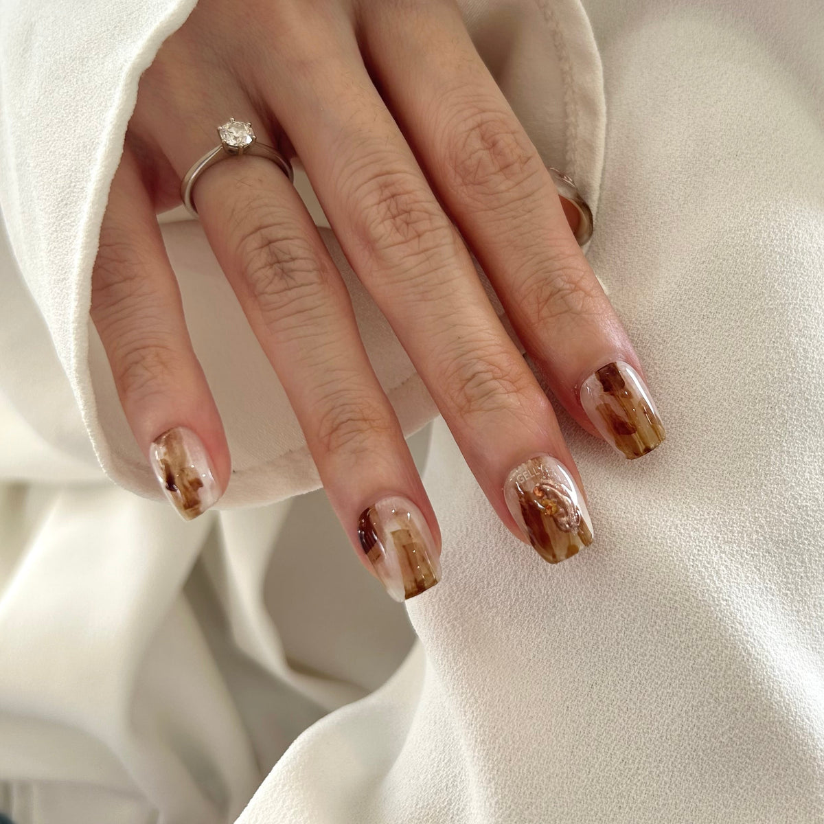 Golden Amber Autumn Marble Press On Nails